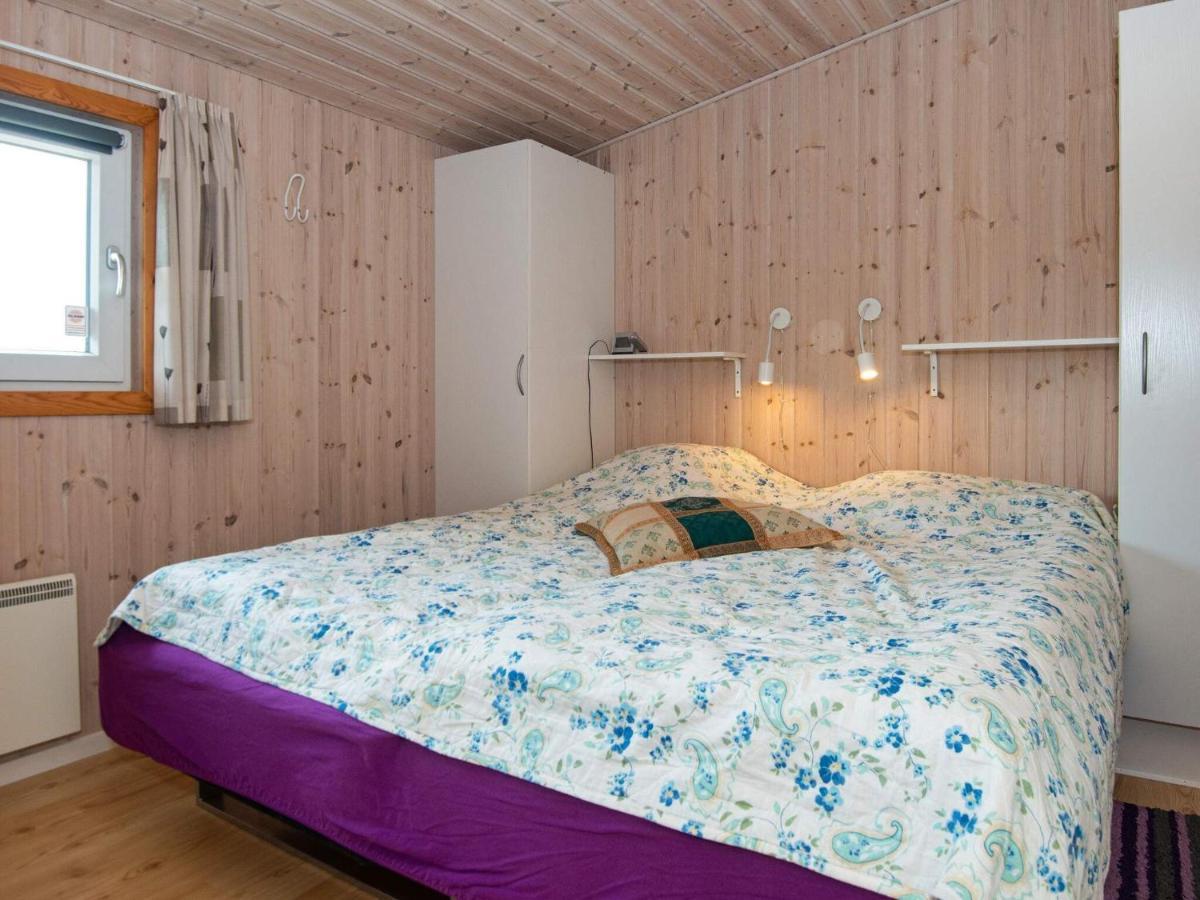 6 Person Holiday Home In Tarm Экстерьер фото