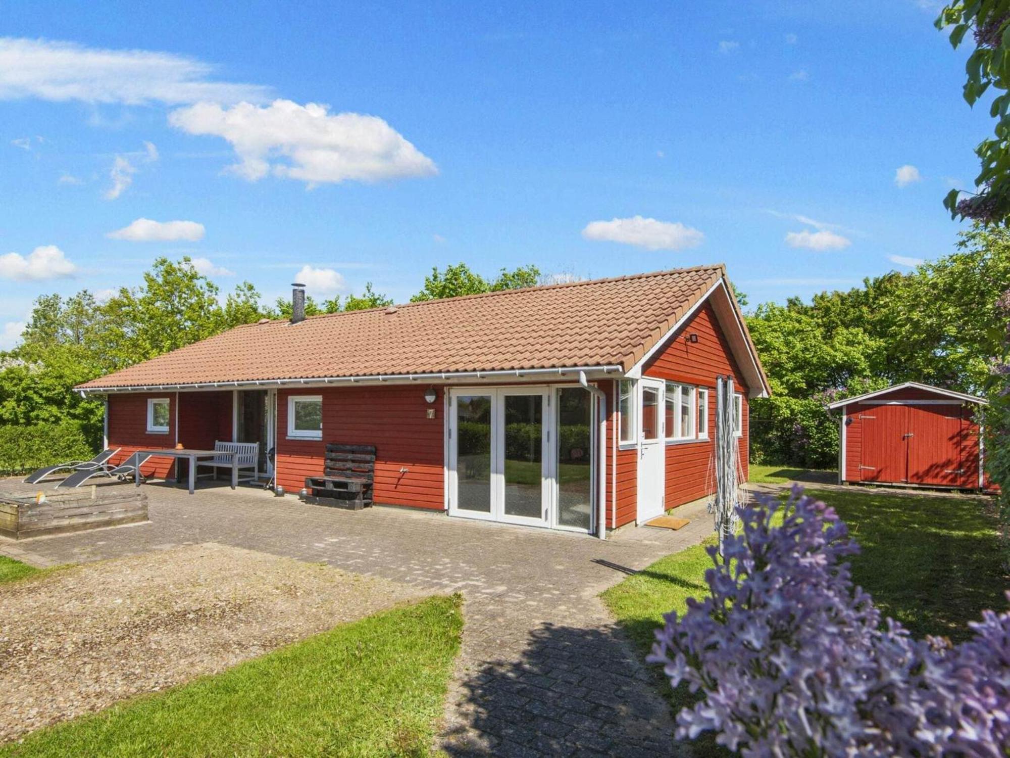 6 Person Holiday Home In Tarm Экстерьер фото