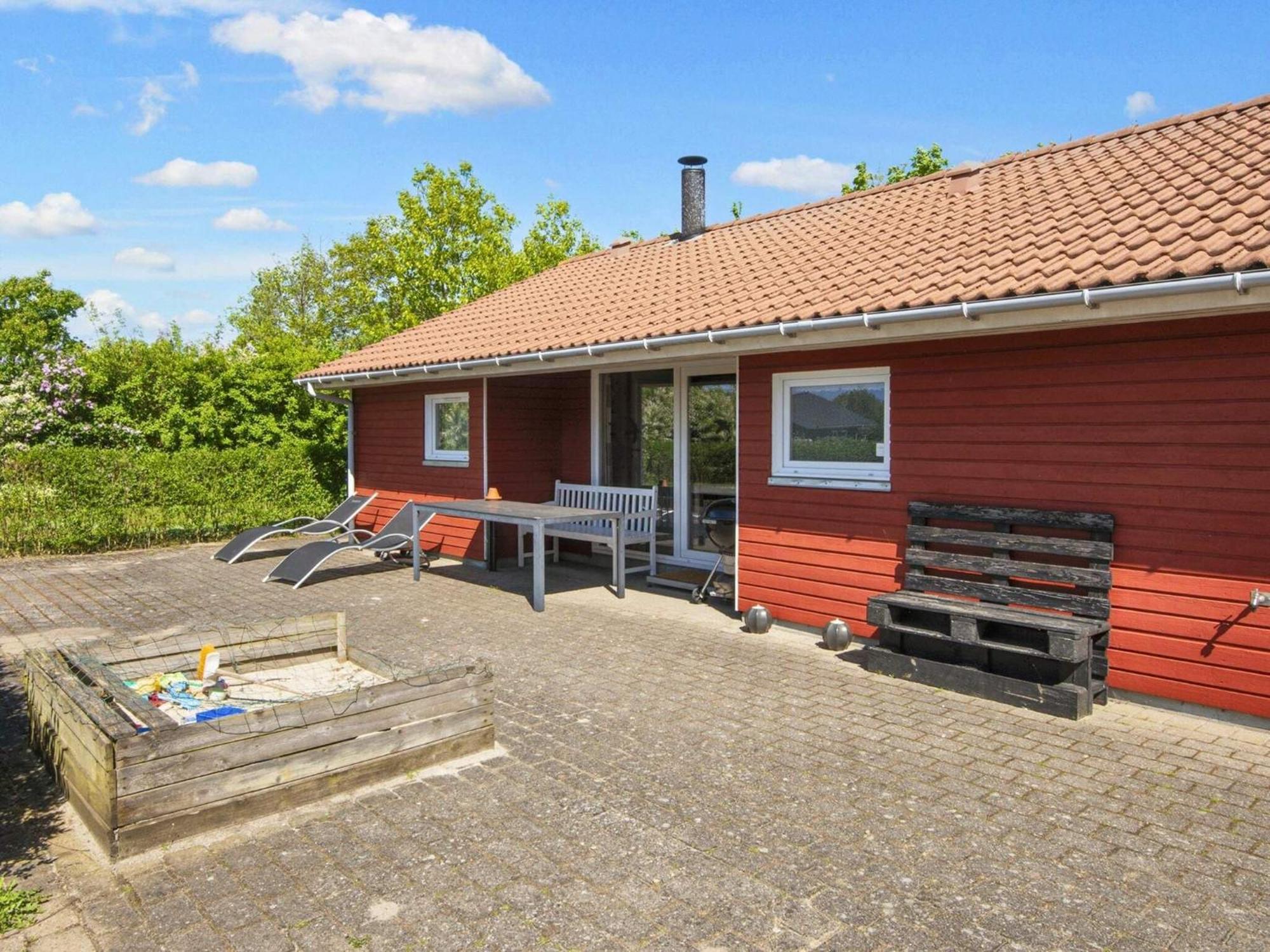 6 Person Holiday Home In Tarm Экстерьер фото